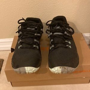 Merrel trail glove 6